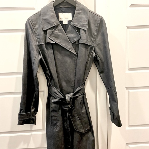 Vintage coated cotton denim trench coat by Nine West. Excellent condition.
